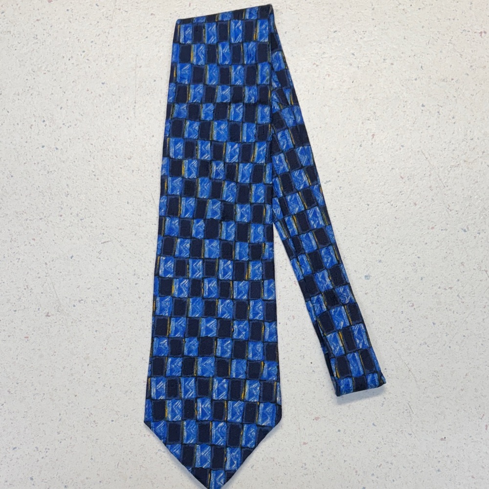 Vintage- Brandini Le Collezioni 
Elegant Blue Checkered Men's Tie